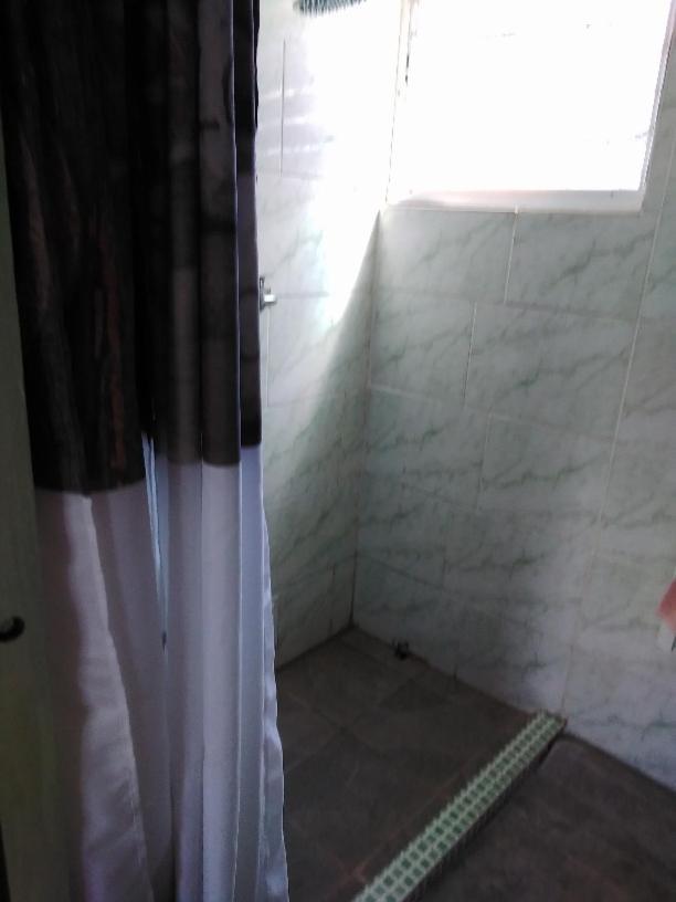 Benj Dom Apartment เลอ ตอมปง ภายนอก รูปภาพ
