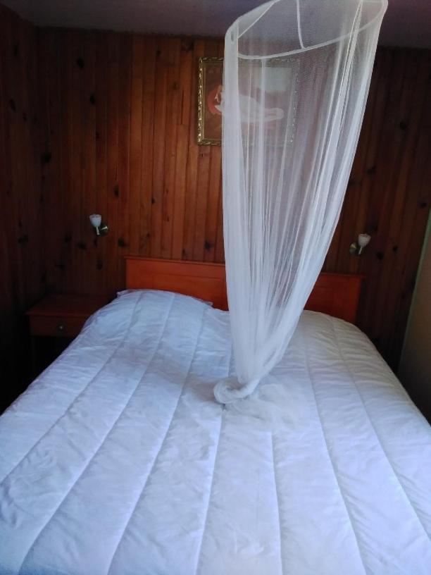 Benj Dom Apartment เลอ ตอมปง ภายนอก รูปภาพ