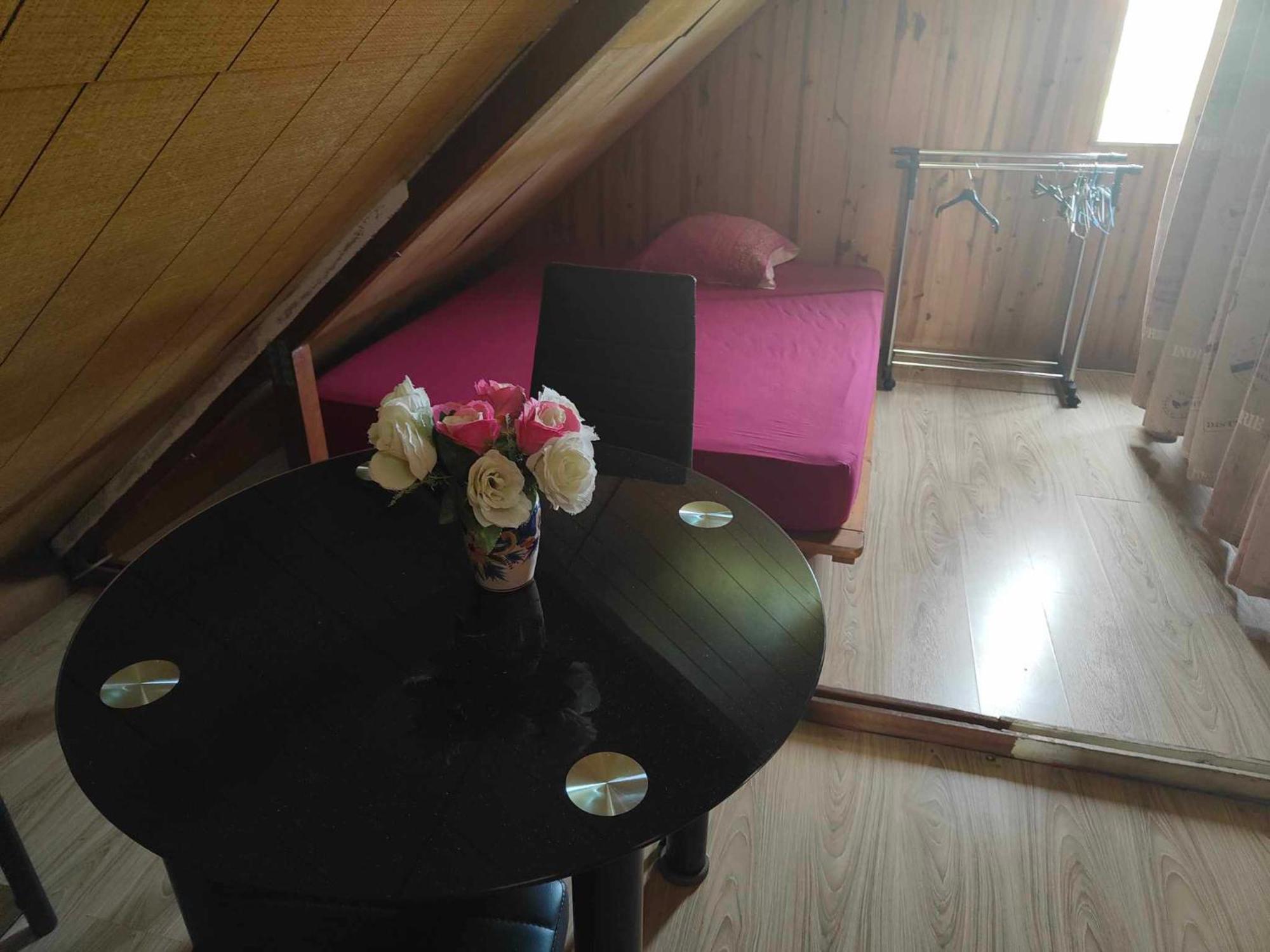 Benj Dom Apartment เลอ ตอมปง ภายนอก รูปภาพ